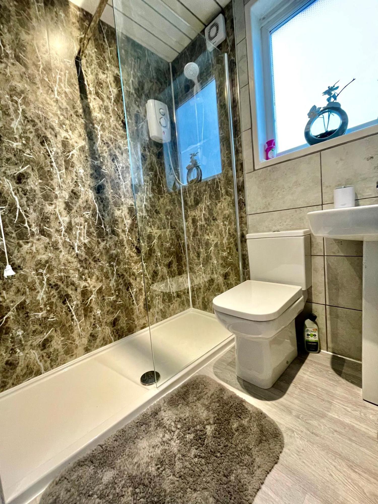 Hébergement de vacances 4 Bedroomed Maisonette In Centre, Near Barbican & Seafront Plymouth